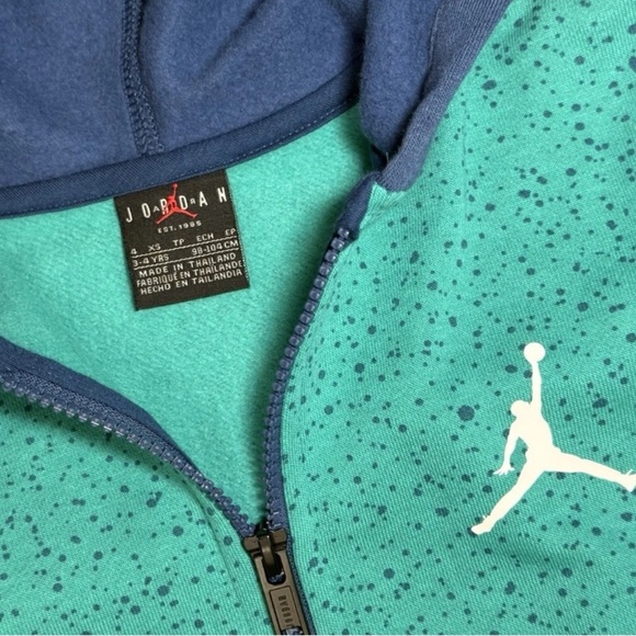 Boy's Air Jordan Jackets Red Logo Coat & Turquoise Zip Hoodie Size XS 4 Lot Of 2 - Picture 11 of 12